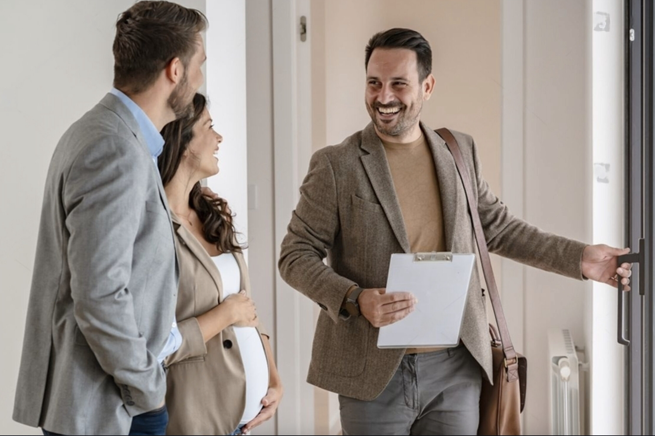 Nach deiner Anfrage über das Kontaktformular kannst du unkompliziert einen Besichtigungstermin vereinbaren und dir die Wohnung persönlich ansehen, um dir einen guten Eindruck zu verschaffen.